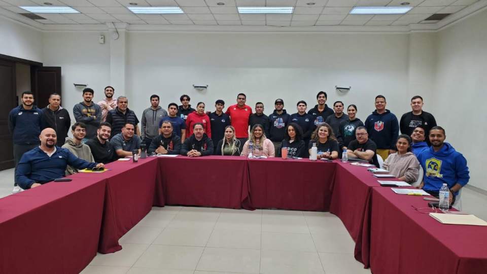 CELEBRAN SEMINARIO PRESENCIAL DE VOLIBOL DE SALA “JUGADOR ARMADOR” 